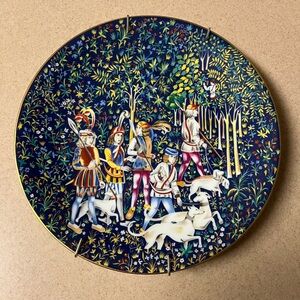 Vintage Haviland Limoges La Chasse à la Licorne Hunt of the Unicorn Plate France